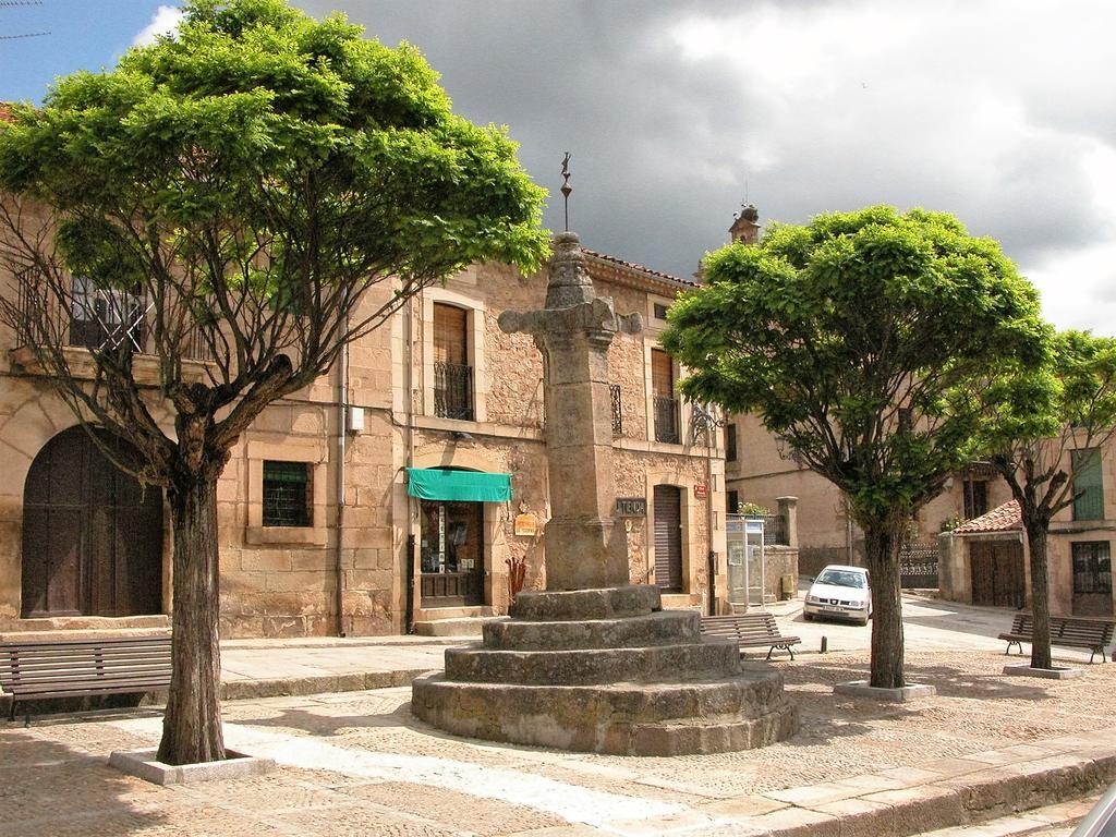 Hostal Visontium Vinuesa Exterior foto